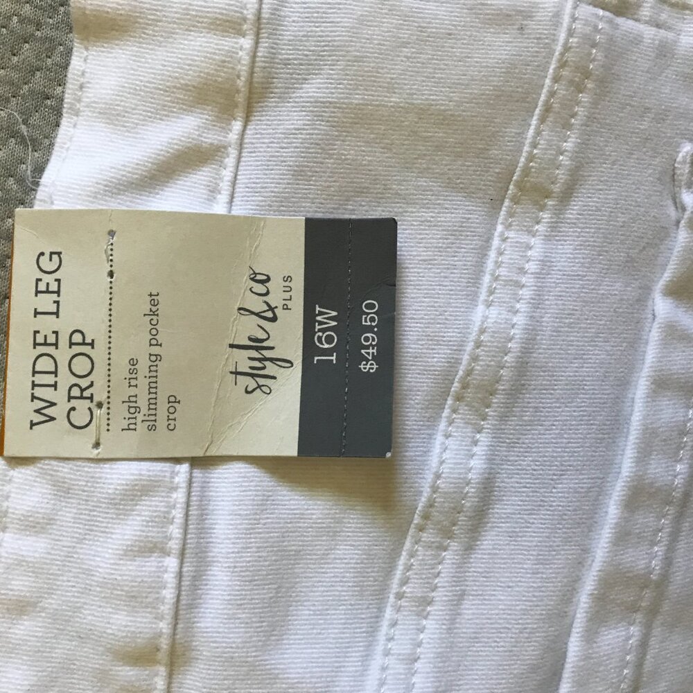NWT Style & Co High Rise Wide Leg Crop Jeans Sz 16W White - Picture 6 of 6